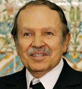 Algérie: le remaniement ministériel renforce Abdelaziz Bouteflika

