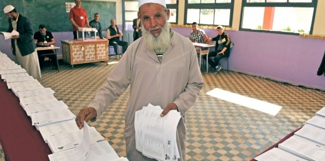 Législatives en Algérie: Plus nombreux à voter mais abstention encore très forte