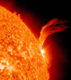 Une tempête solaire prochaine frappera la terre