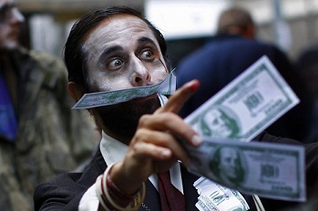 Les anti-Wall Street diversifient leurs actions et leurs cibles