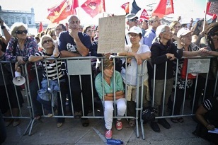 Les Portugais reprennent la rue contre une rigueur toujours plus sévère