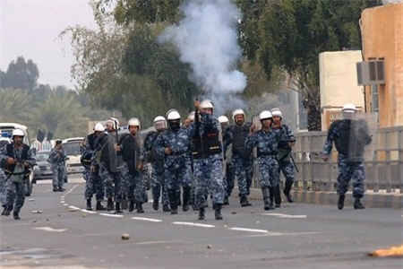 Bahreïn: Un nouveau manifestant tué par les gaz toxiques des forces de l’ordre