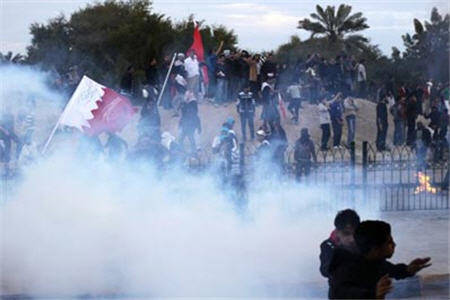 Onze arrestations à Bahreïn lors de manifestations nocturnes (police)
