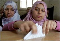 Egypte/vote: les Frères musulmans disent être en tête au premier tour