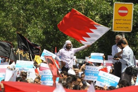 Manifestations en Iran et à Bahreïn protestant contre le projet d’union

