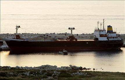 Saisie d’un bateau d’armes au Liban, inaction de la FINUL
