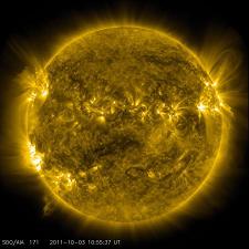 La tempête solaire s’intensifie pour devenir la plus forte depuis 2004