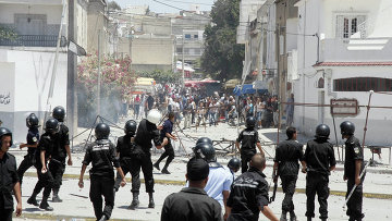 Tunisie: un syndicat prépare sa riposte après des heurts avec des islamistes 
