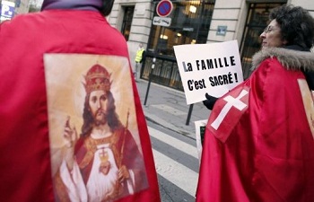 Mariage gay: Benoît XVI appelle les catholiques à 