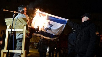 Hongrie: un ex-député interpellé pour avoir brulé un drapeau d’Israël
