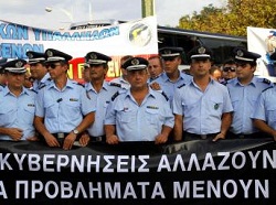 Manifestation de policiers en Grèce