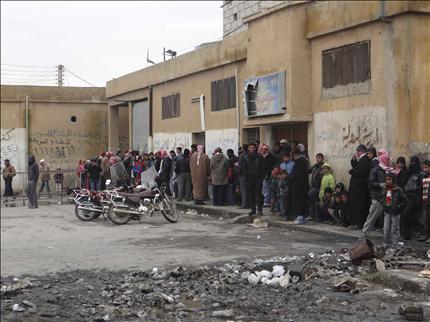 File d'attente devant une boulangerie à Hassaké