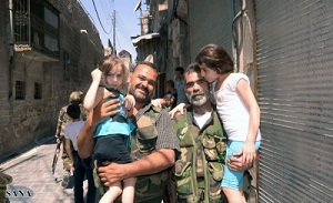 Soldats dans les vieux quartiers d'Alep