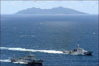 Quatre bateaux chinois dans des eaux contestées