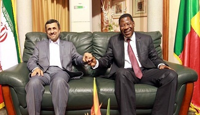 Ahmadinejad, en Afrique
