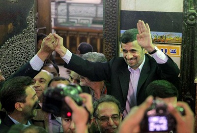 Ahmadinejad: Les Iraniens prêts à aller à pied en Israël pour l’anéantir