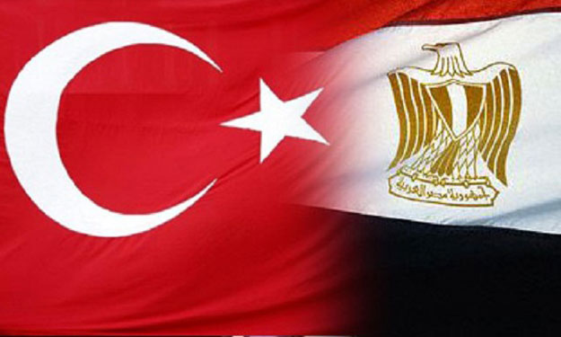 Le Caire menace de rompre les liens avec Ankara, revoit la rupture avec Damas