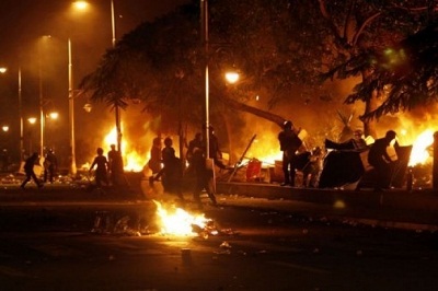 Egypte: nouvelle mobilisation islamiste après une nuit meurtrière 
