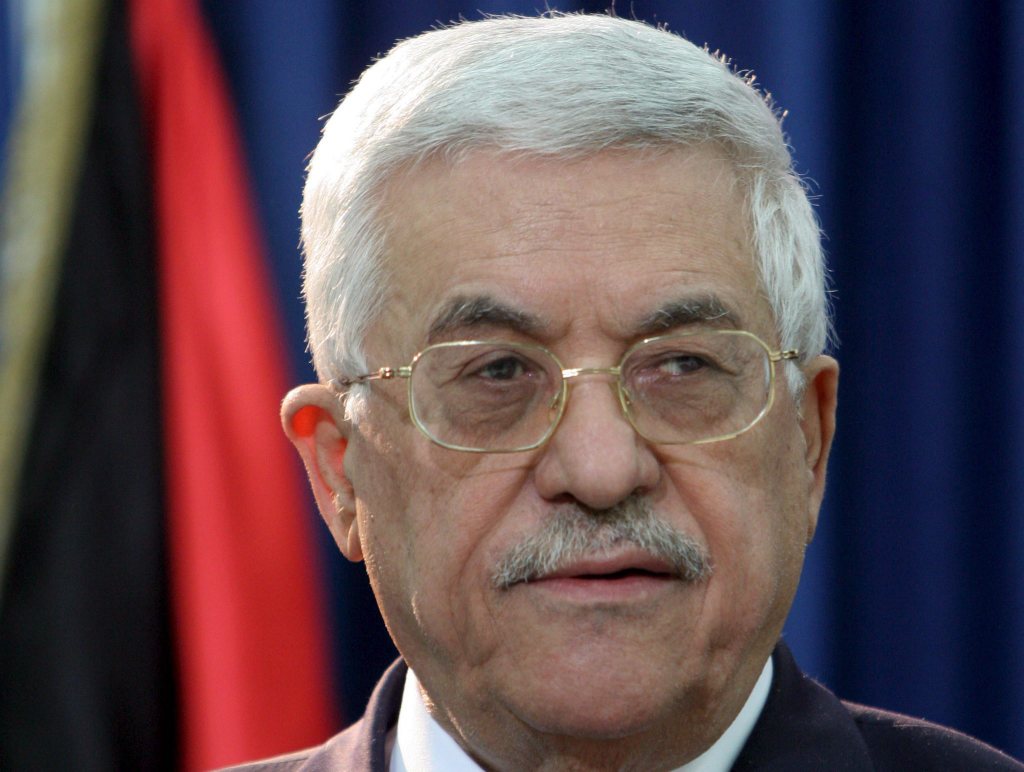 Abbas au Liban pour maintenir les camps palestiniens à l'écart des violences