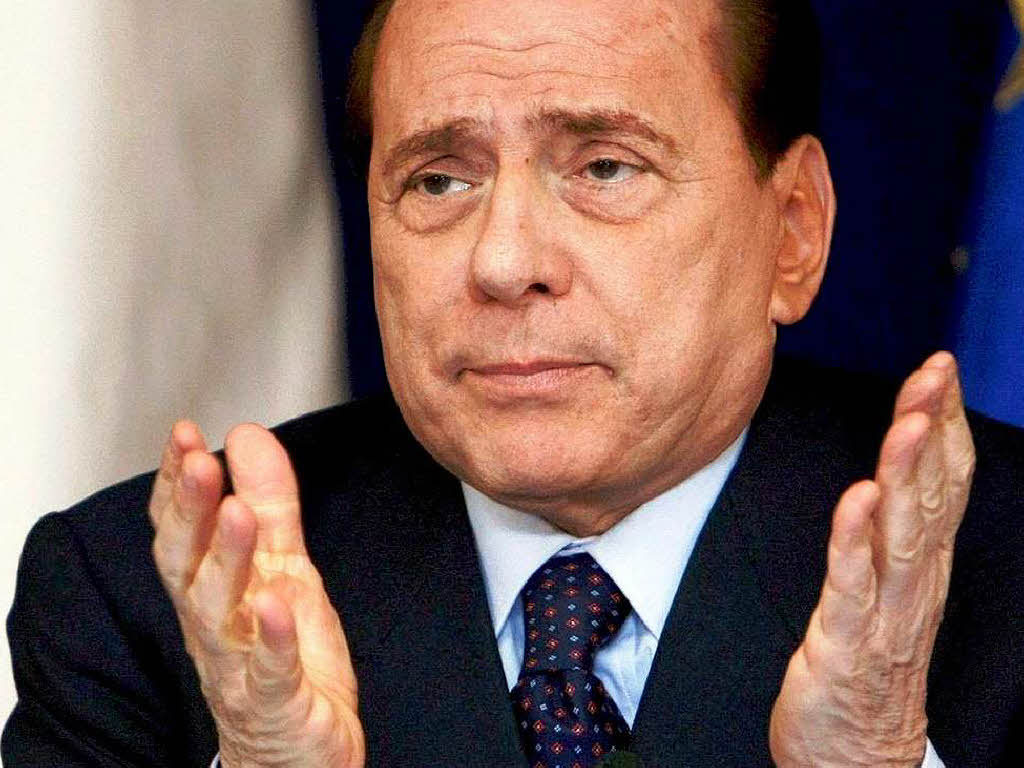 Italie: nouvelle enquête contre Berlusconi pour corruption (médias)