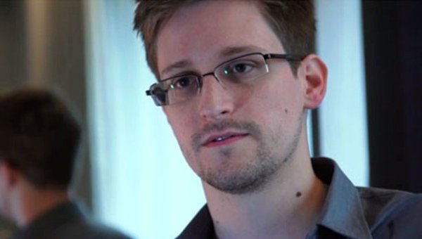 Snowden: Washington met en garde Moscou, Obama va appeler Poutine

