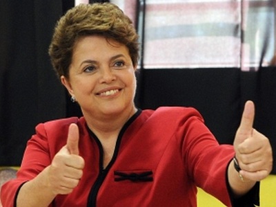 Brésil: Rousseff regonflée et Neves sonné à deux jours du scrutin
