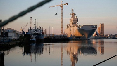 Mistral: Moscou pointe la fiabilité de la France comme partenaire