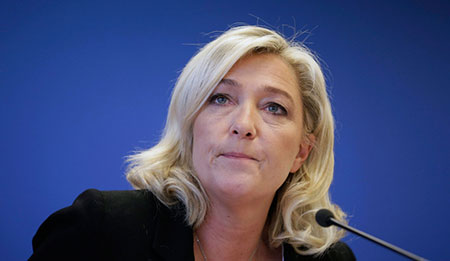 Le Pen veut l’accord de la Syrie pour frapper Daech