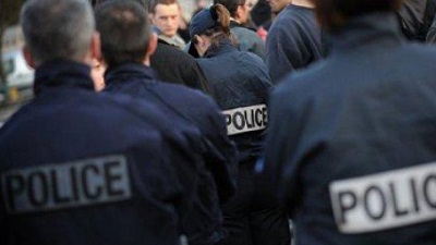 Filières takfiristes en France: six personnes interpellées et des armes saisies