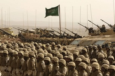 Pourquoi les monarchies arabes renforcent-elles leur armée?