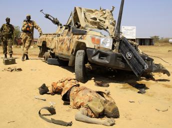 Soudan: près de 40.000 personnes ont fui pillages et incendies au Darfour