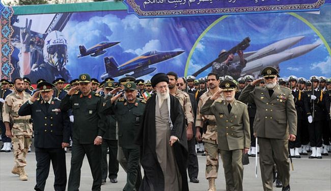 L’ayatollah Khamenei: Les forces armées iraniennes ont prouvé leur puissance