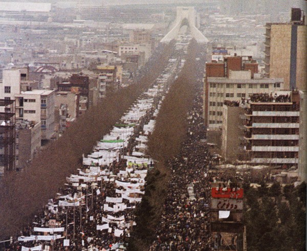 Victoire de la révolution iranienne: Là où les autres pays ont échoué