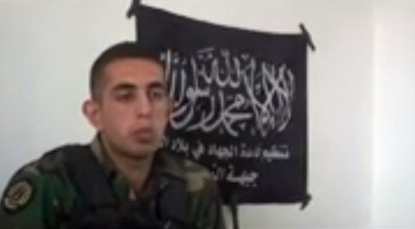 Désertion d’un soldat libanais de l’armée  pour rejoindre le front alNosra