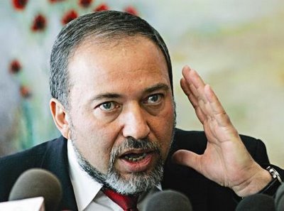 Israël/Palestiniens: Lieberman dénonce la cacophonie gouvernementale