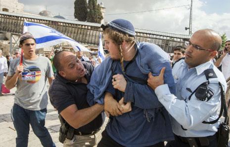 Les juifs interdits d’entrer sur la sainte esplanade d’al-Aqsa! Et pourtant...