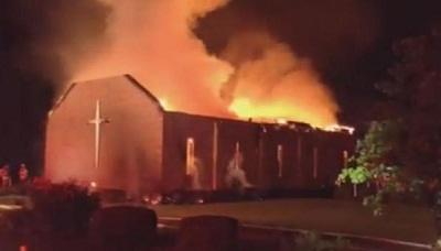 USA: Une 7ème église noire brûlée en 7 jours.