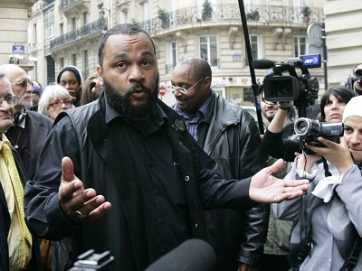 France:caricature islamophobe = liberté d’expression, DVD anti-sioniste interdit