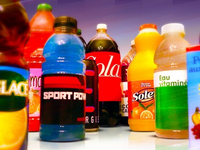 Les sodas et autres boissons sucrées provoqueraient 184.000 décès par an (étude)