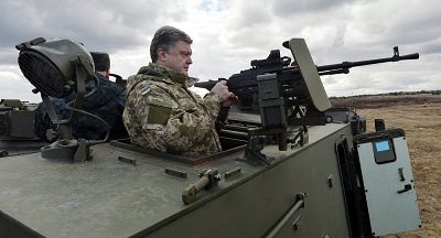 Ukraine:les déclarations belliqueuses de Porochenko jamais entendues en Occident