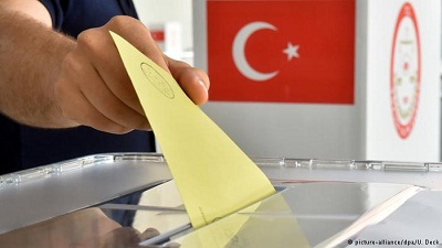 La Turquie vote pour élire ses députés et décider du sort d’Erdogan