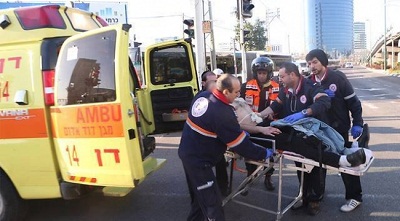 Tel-Aviv: un Palestinien poignarde 13 colons dans un bus