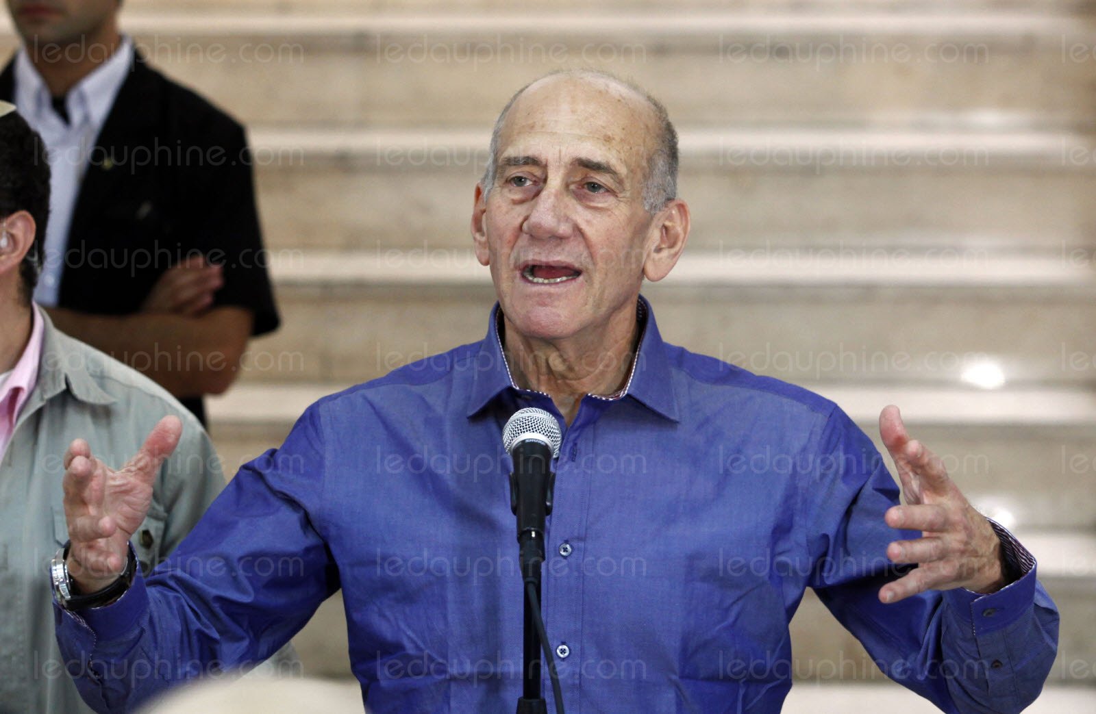 Israël: Olmert reconnu coupable dans un dossier de corruption