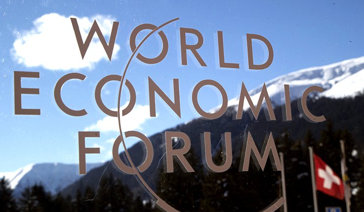 Davos: des sociétés occidentales dénoncent les sanctions contre Moscou