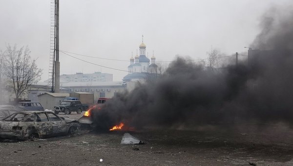 La ville ukrainienne de Marioupol attaquée aux lance-roquettes