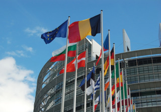 Le Japon et l’UE espèrent un accord de libre-échange avant fin 2015