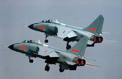 Pentagone: des avions de chasse chinois interceptent un avion militaire US