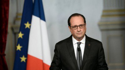 Hollande mène une attaque historique contre le droit du Travail