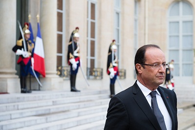 Hollande: le rythme des frappes en Irak et en Syrie 