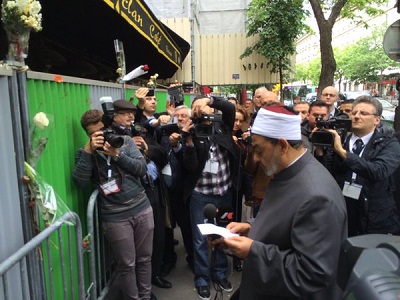 Le grand imam d’AlAzhar expose à Paris son action contre les dérives extrémistes